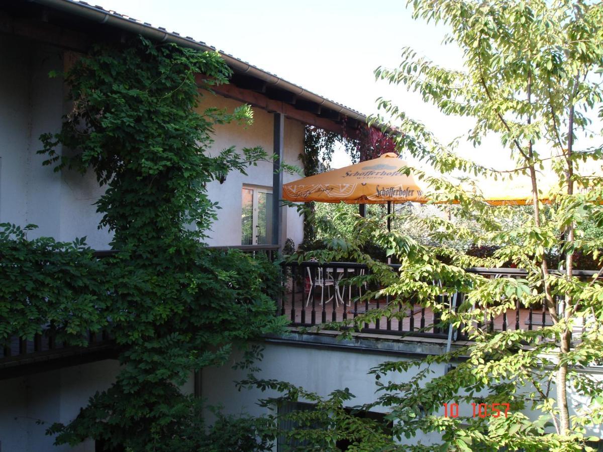 Stadthotel Brandenburger Hof นอยรุพพิน ภายนอก รูปภาพ